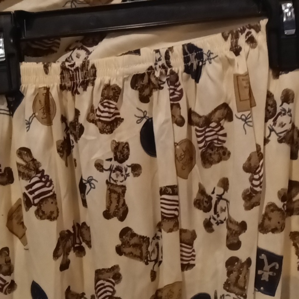 NWOT Fashion Clothing beige brown & navy bear pajama set Size XL